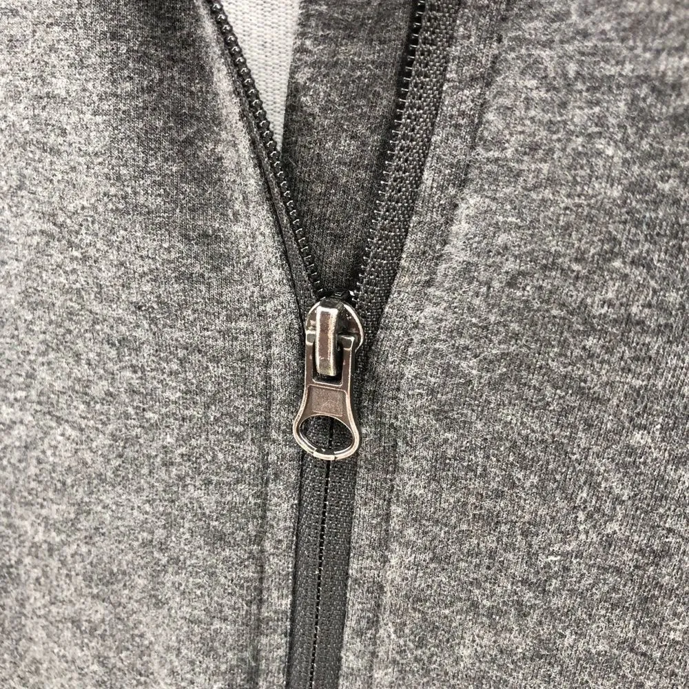 Roots 73 Edenvale Women’s Grey Knit Zippered Jacket - Image 5