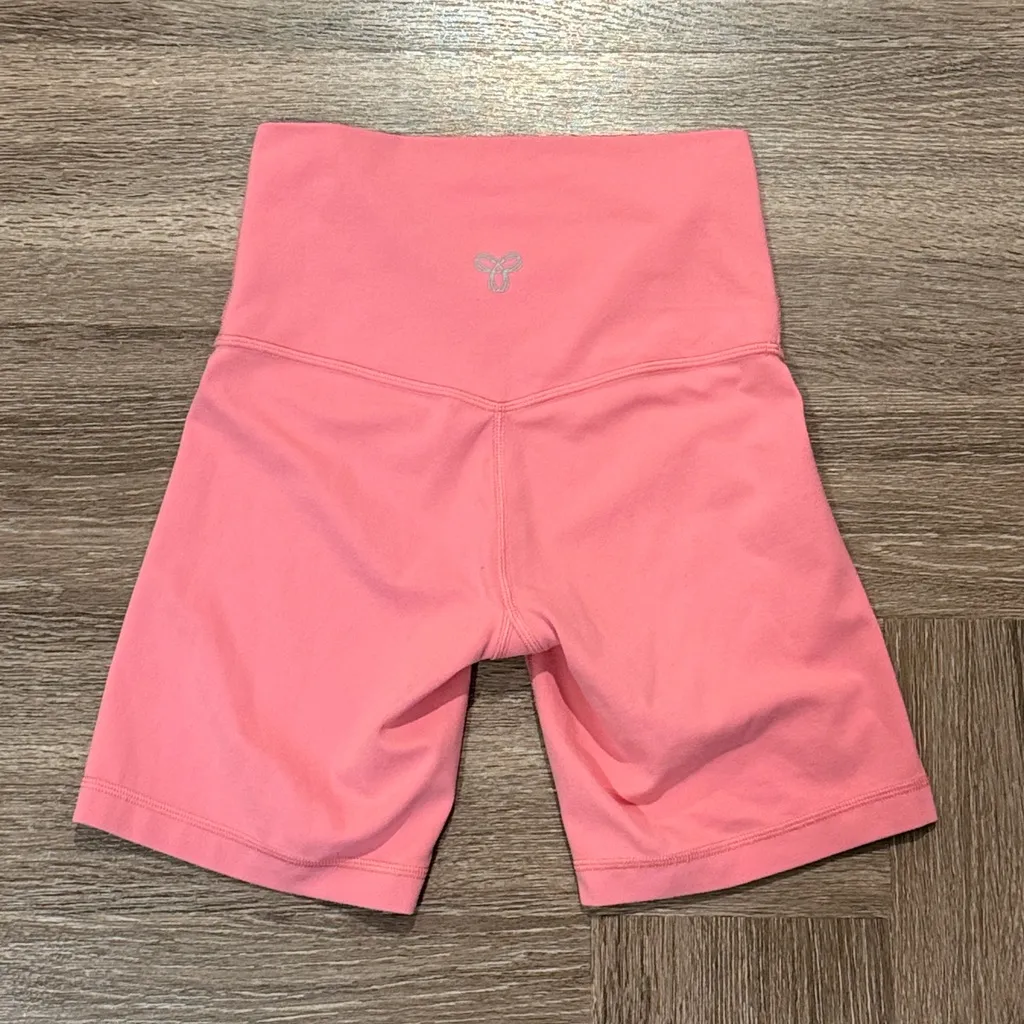 Aritzia TNA Bike Shorts Pink Size XS - Image 2