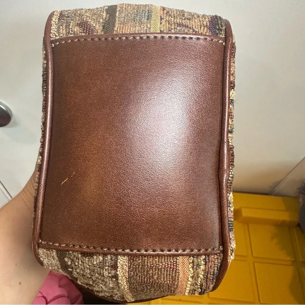 Fossil Stripe Montclair Hobo Shoulder Bag. 
NWT. - Image 3