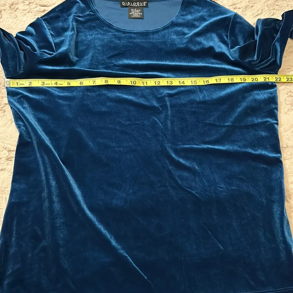 Size L blouse • - Image 5