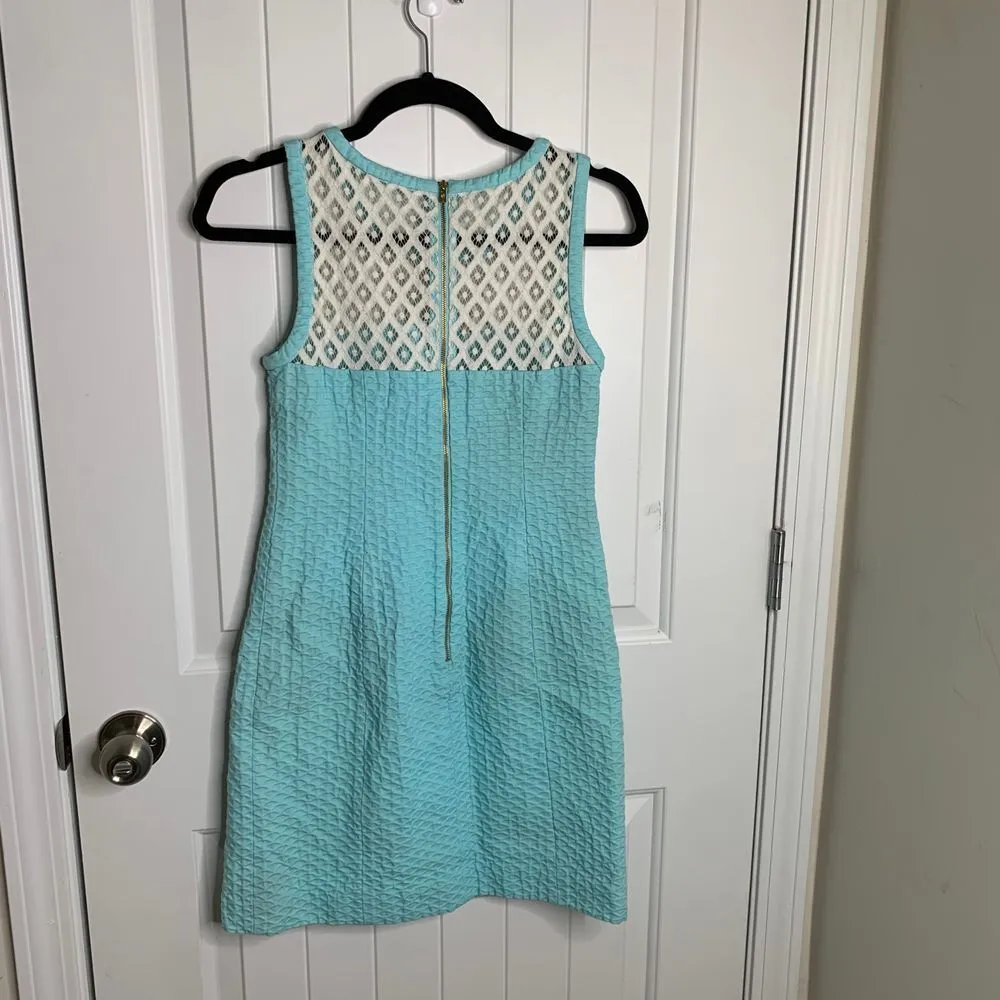 Lilly Pulitzer‎ blue Textured Sheath Dress with Lace Yoke Size 0 graduation - Image 2