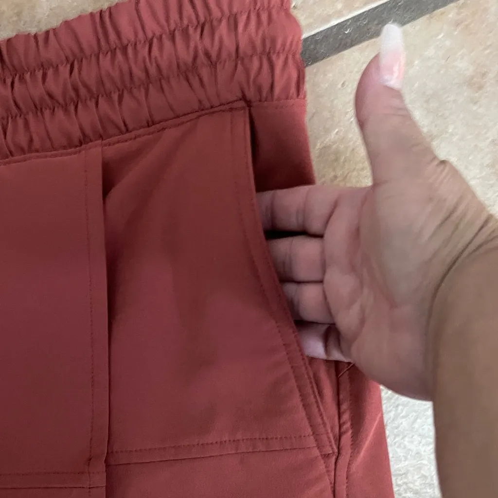 Old Navy Stretchtech Women's Rust Skort - Image 5