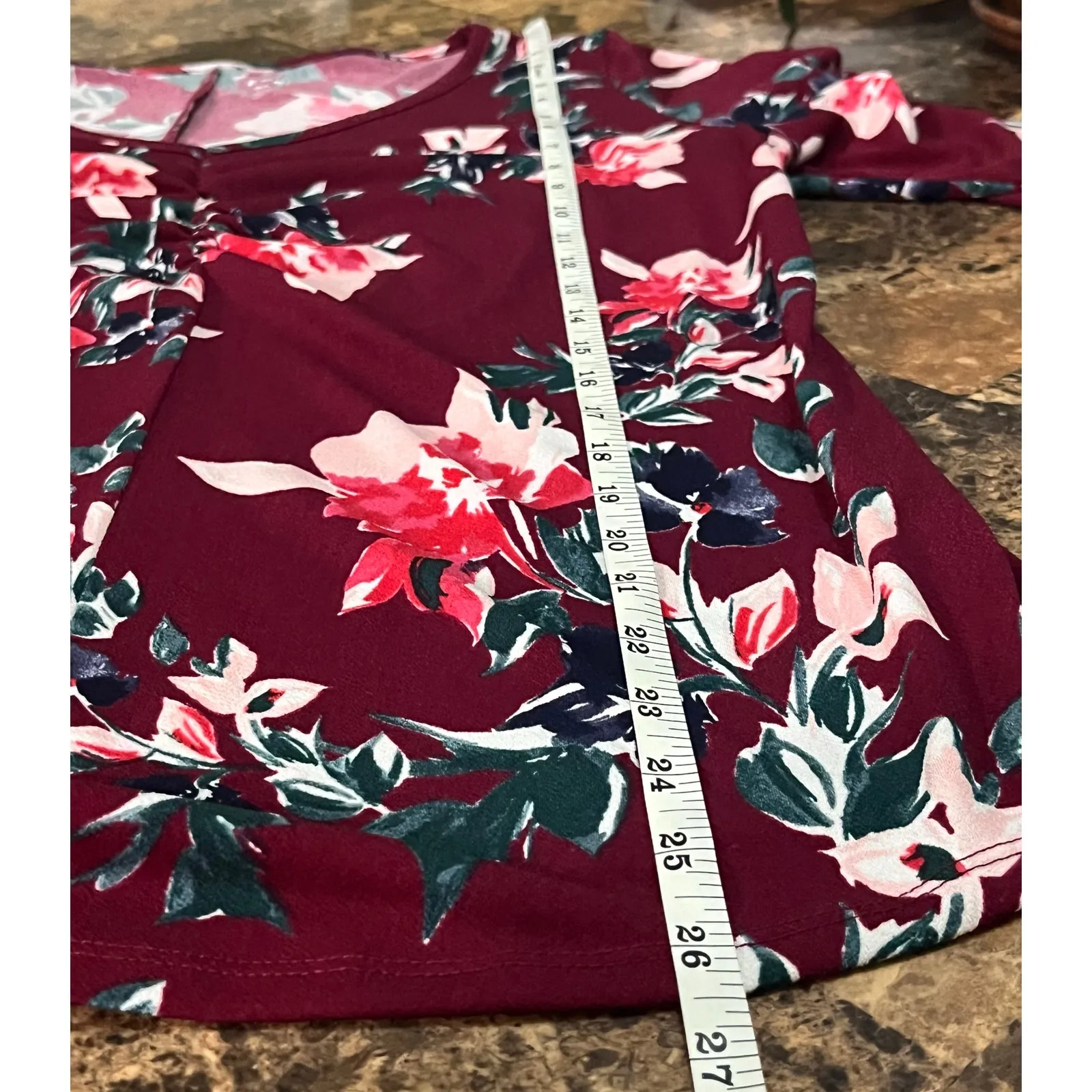 Evri Shirred Front V Neck Top Size 0X - Image 6