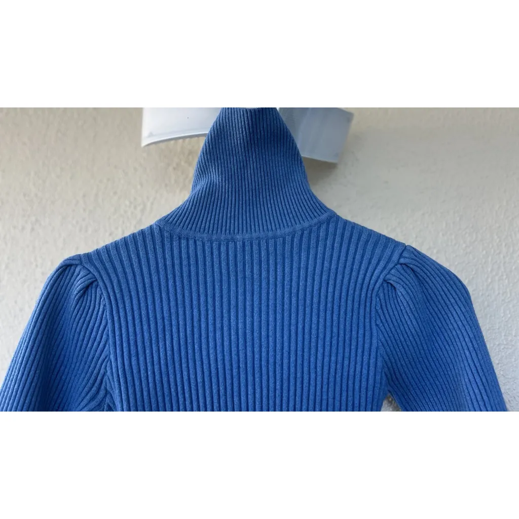 Moon River Women’s Blue Ribbed Fitted Turtleneck Sweater Size Small Prep Minimal - Image 6