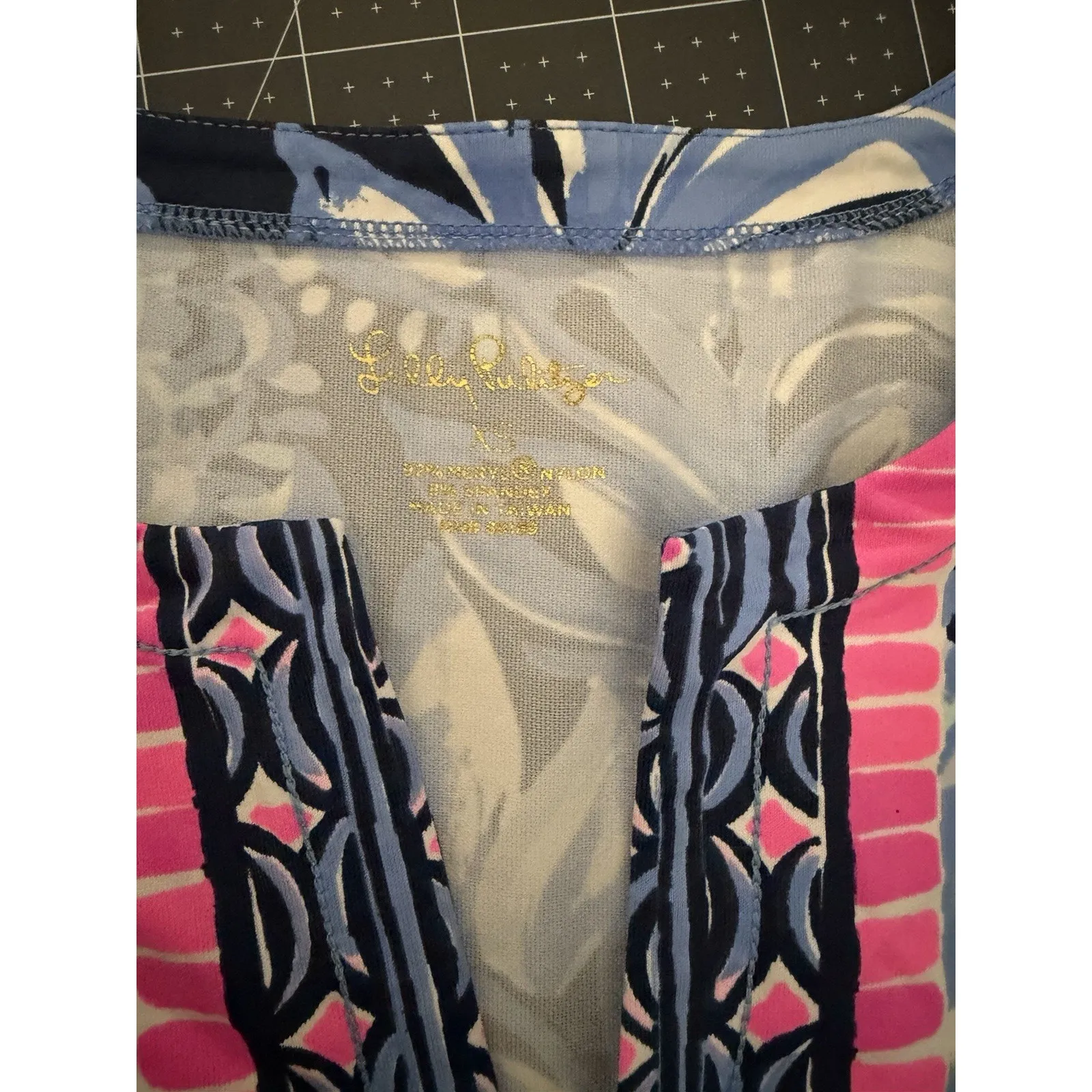 Lilly Pulitzer Tunic Top Women XS Blue Pink Novelty Print Karina Tropical - Image 3