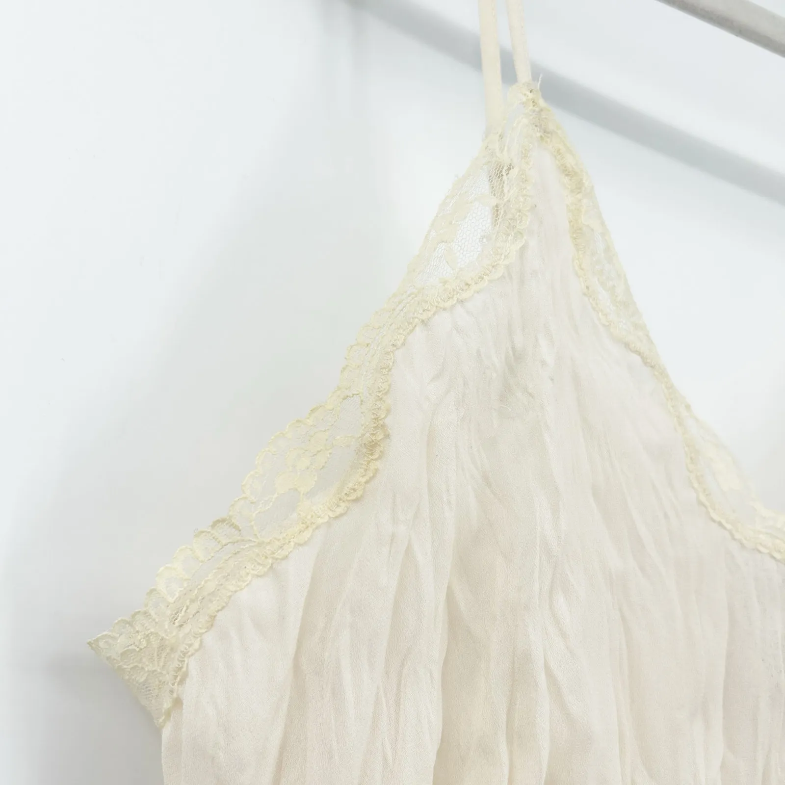 Allison Taylor Womens VTG Vintage Y2K‎ Coquette Lace Trim Cami Top Size XL Cream - Image 2