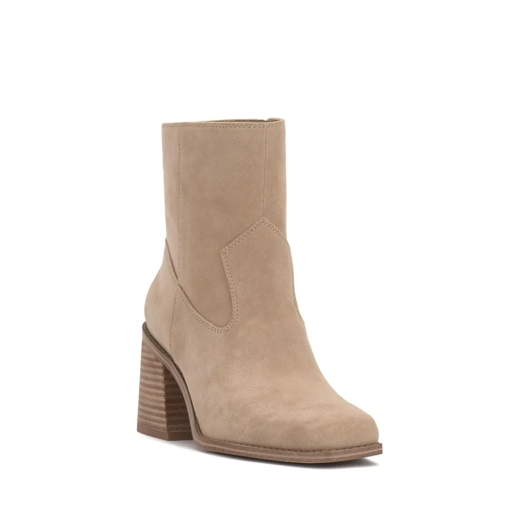 New Vince Camuto Sybren Bootie in Tortilla Size 8.5 - Image 2