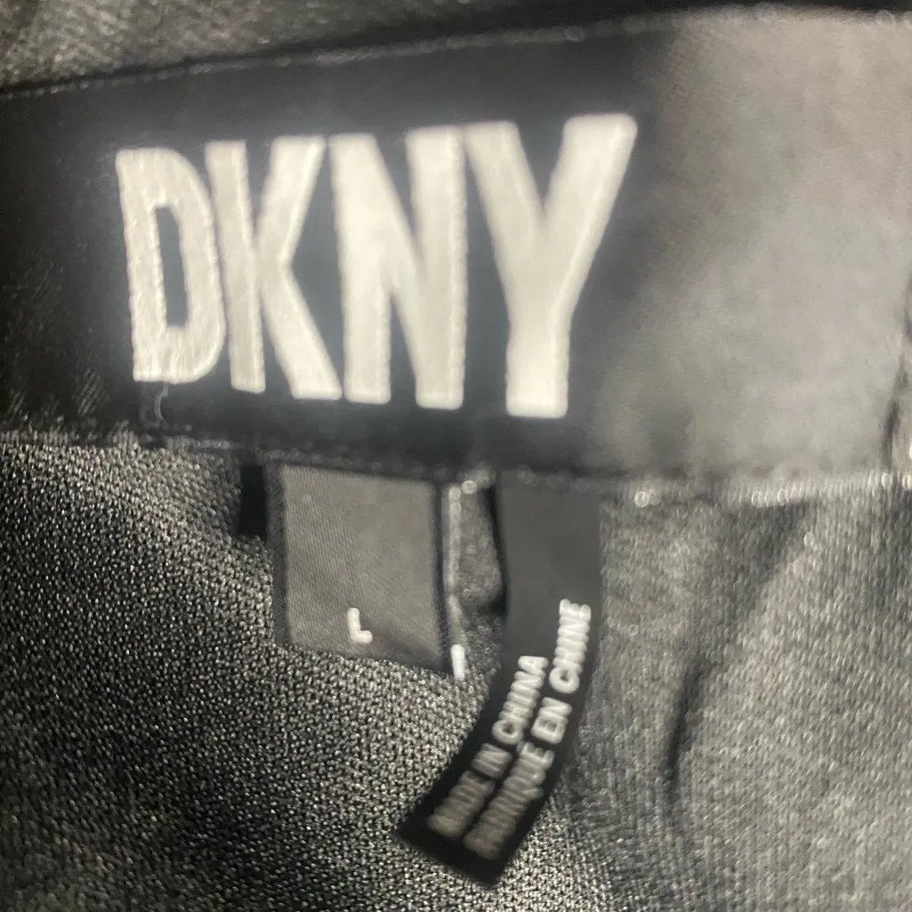 Vintage 90s/Y2K DKNY Colorful
Sequin Cowl Neck Top Large (NWOT) - Image 5