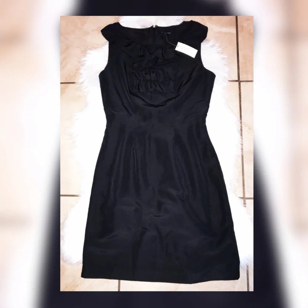 Banana Republic Ruffle Front Sheath Dress Size 2 - Image 2