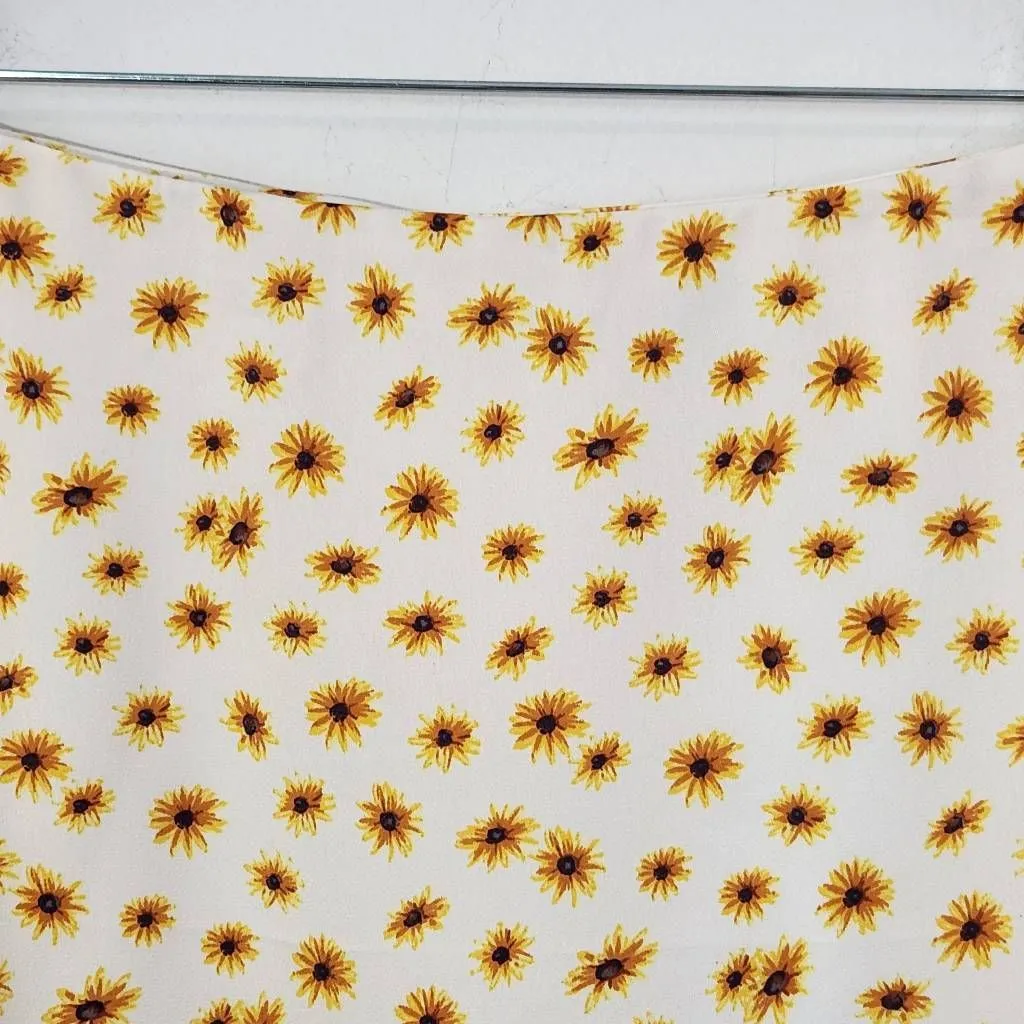WeWoreWhat Daisy Print Mini Skirt NWT Size Medium Floral Coquette Skirt - Image 2