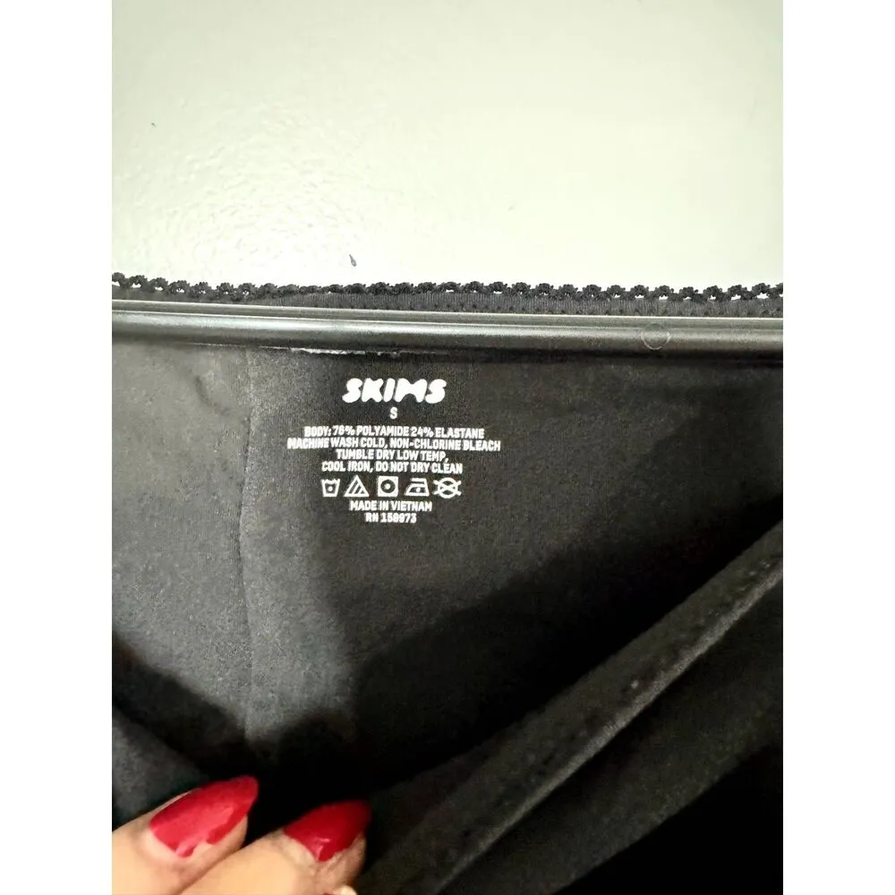 SKIMS NWT Fits Everybody Open Back Onesie - Image 3