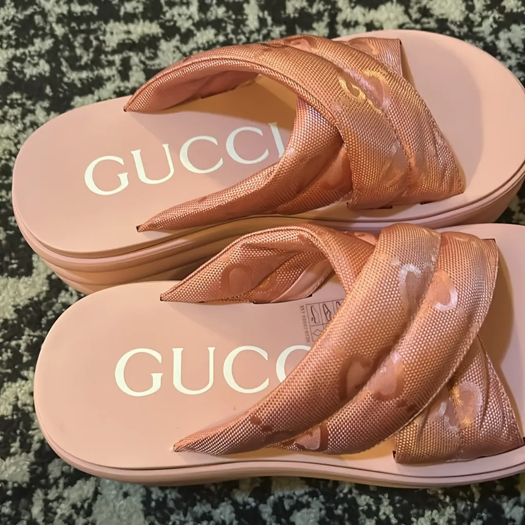 Gucci  GG Platform Slide Sandal - Image 2