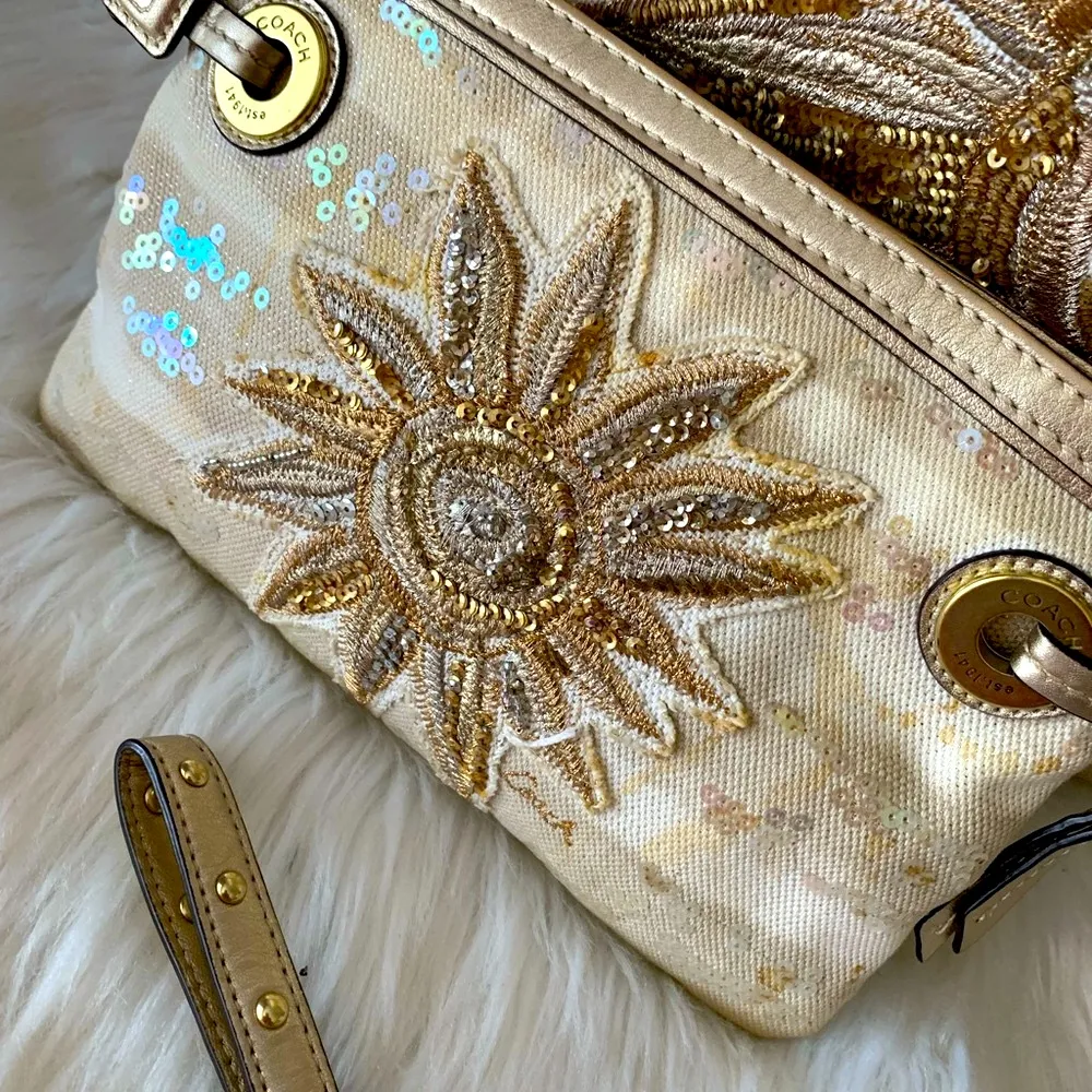 COACH AUDREY LARGE LIMITED EDITION SUN/STARFISH CANVAS/LEATHER TOTE & WRISTLET - Image 9