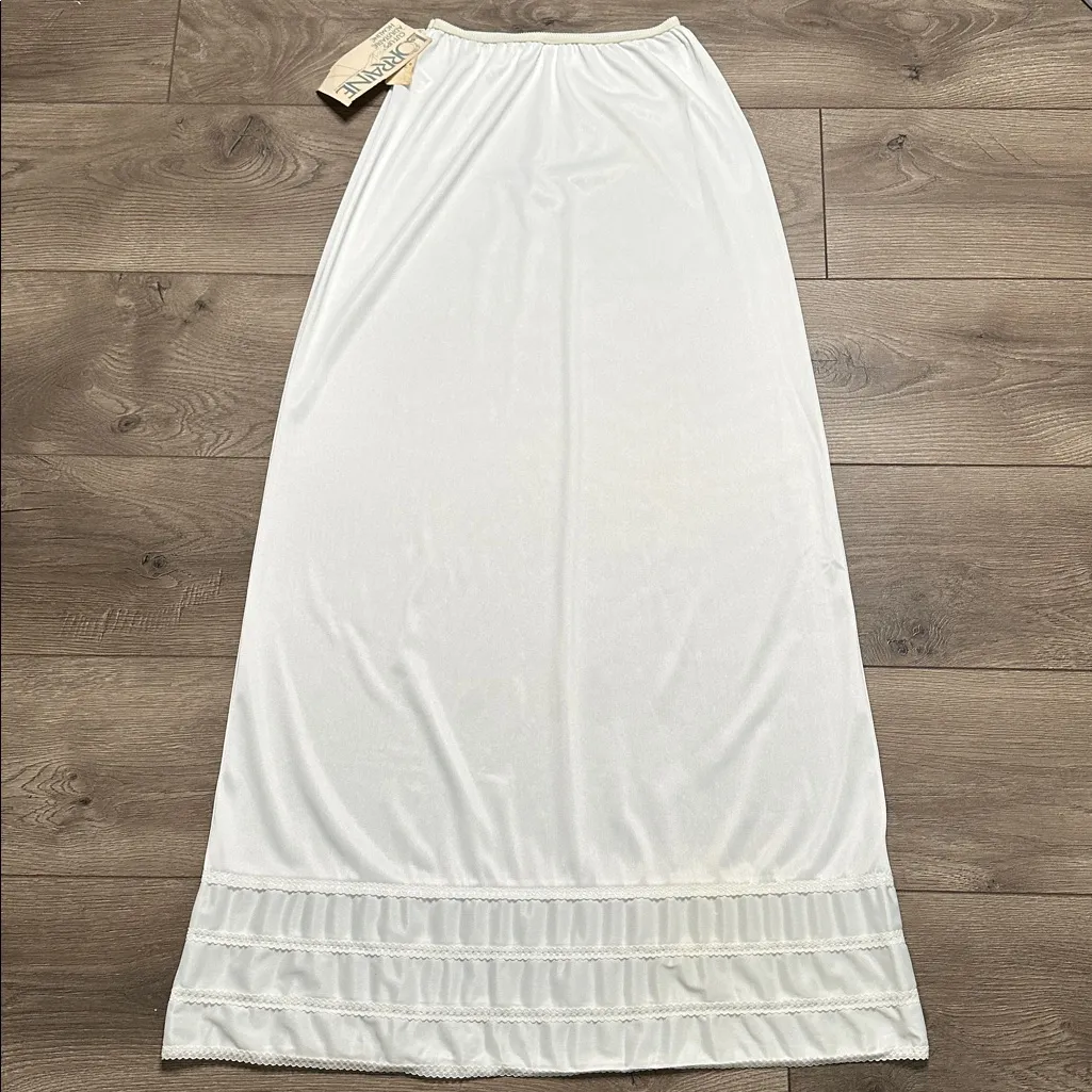 Vintage‎ Lorraine Cut Ups Adjustable Hem White Half Slip Size Small - Image 2
