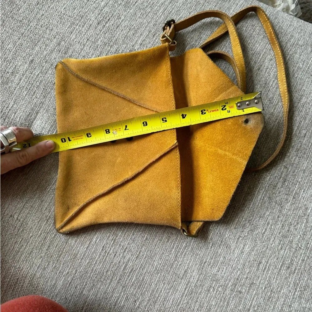 Free people genuine suede leather envelope style bag adjustable strap yellow - Image 13