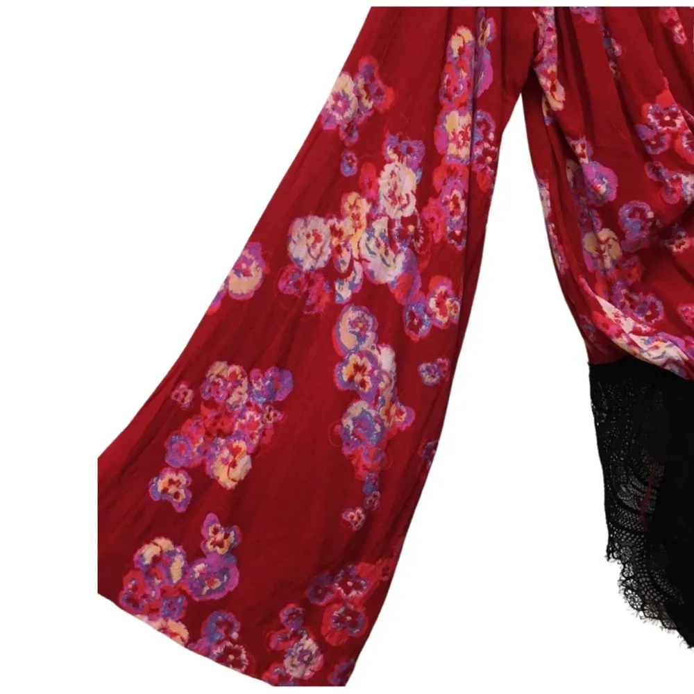 Free People Forties Feel Bell Sleeve Bodysuit Red Daisy Floral Print Size Small - Image 3