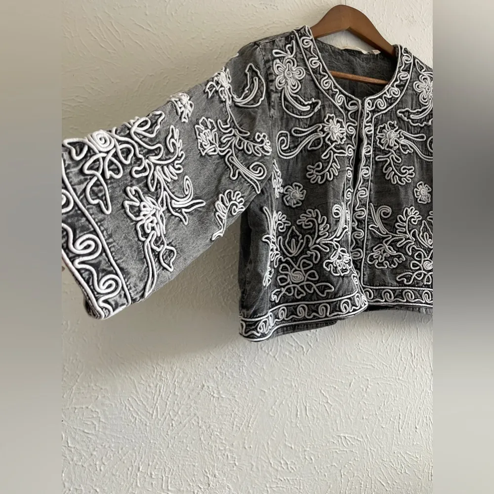 Gray Acid Wash
Wildwood Bolero Floral Career Jacket M - Image 2