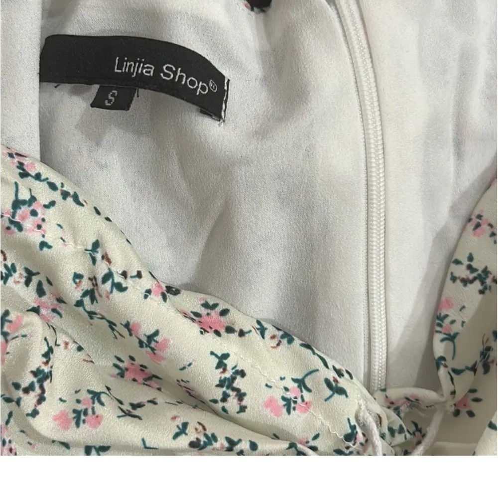 LIMJIA SHOP ditsy floral ruched puff sleeve cinched mini dress size small Pink - Image 5