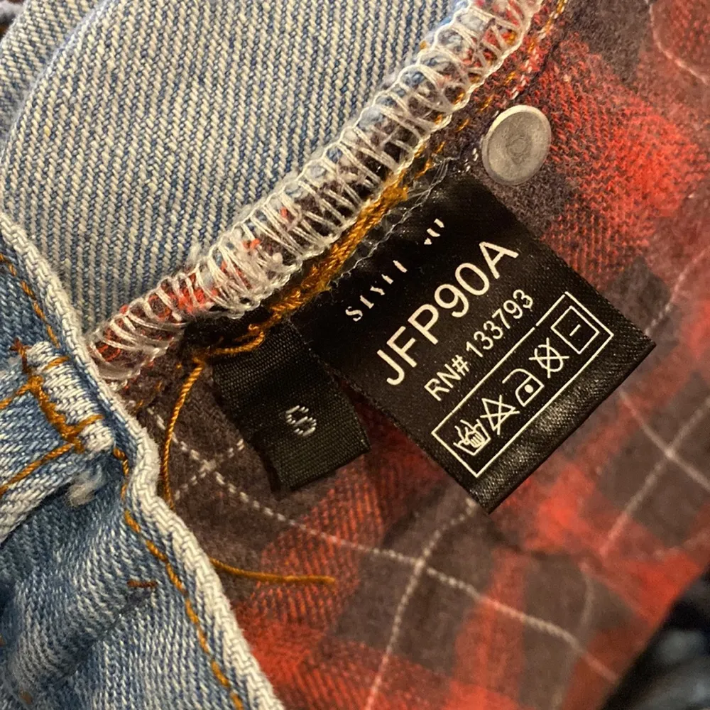 High waisted distressed flannel patch jean shorts - Image 4