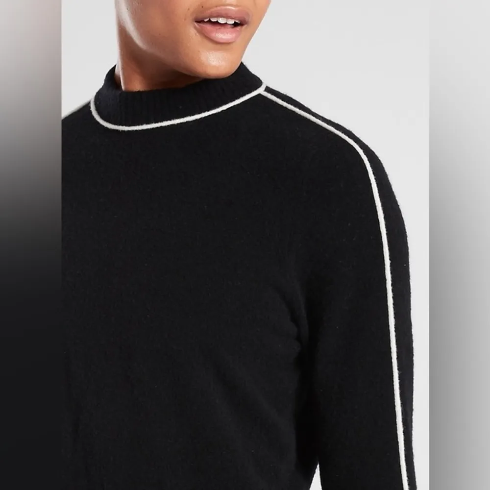 ATHLETA Transit Crew Sweater Wool Blend in Black/White Size S - Image 4