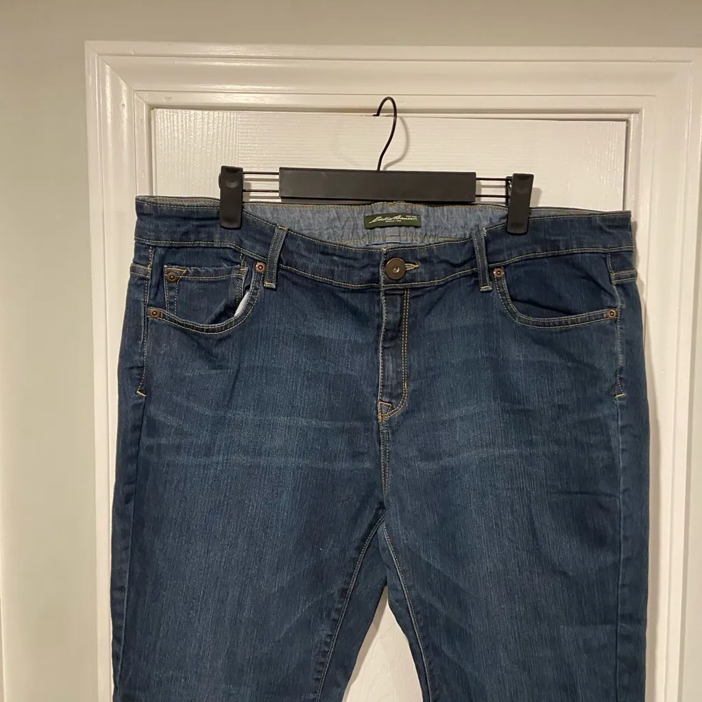 Eddie Bauer Size 16 Dark Wash Stretch Cotton Straight Leg Mid Rise Denim Jeans - Image 4