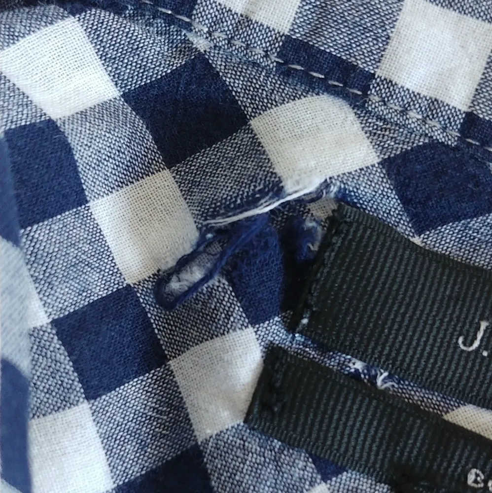 J Crew Women's Classic Fit Boy Gingham Button Down Shirt - Image 6