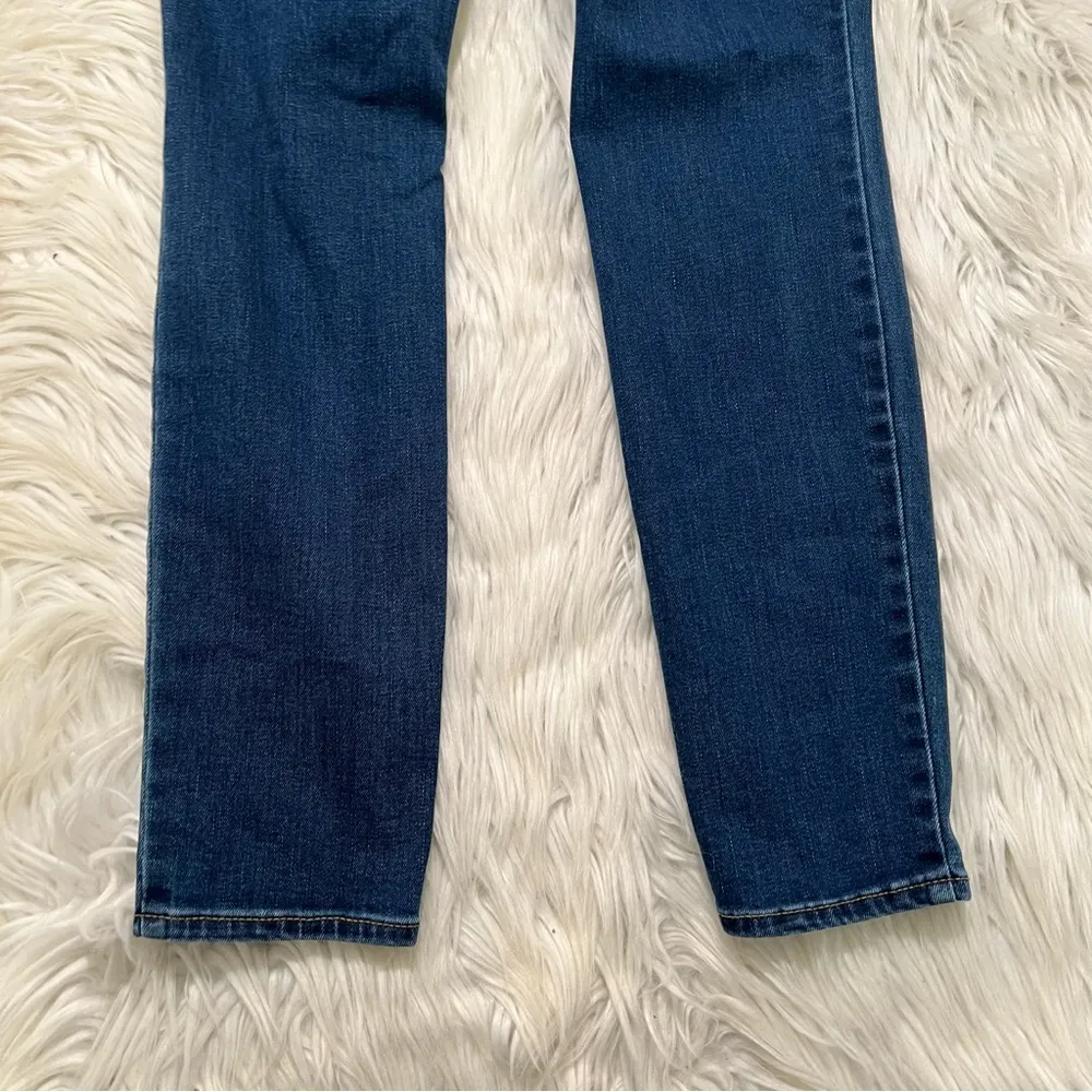 Old Navy Maternity Front-Low Panel Distressed Skinny Jean 4S - Image 11