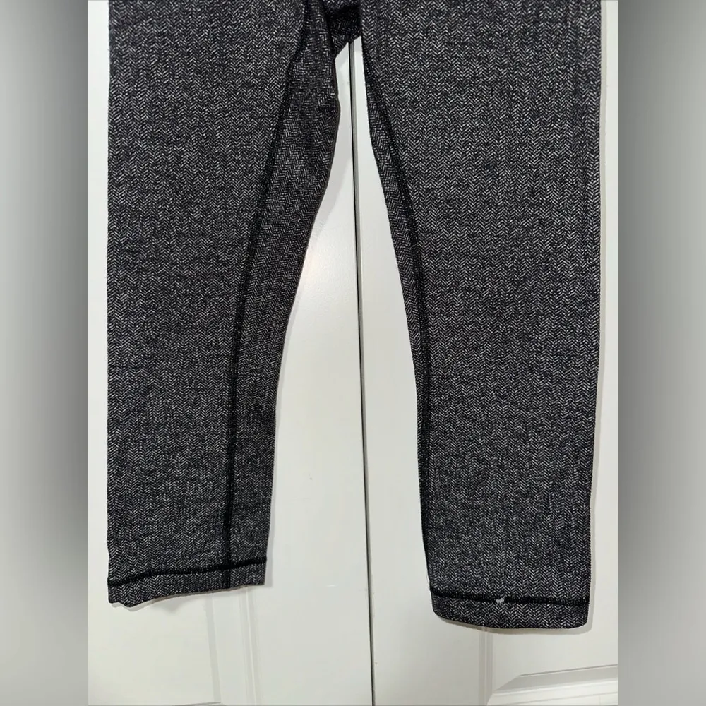 Lululemon Wunder Under Crop III Heathered Grey Leggings Size 4 - Image 3