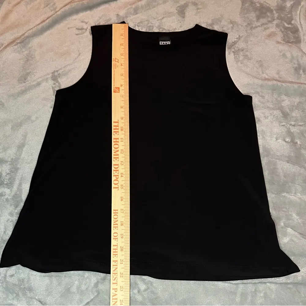 Anni Kuan Black Crew Neck Minimalist Classic Preppy Casual Tank Size Small - Image 3