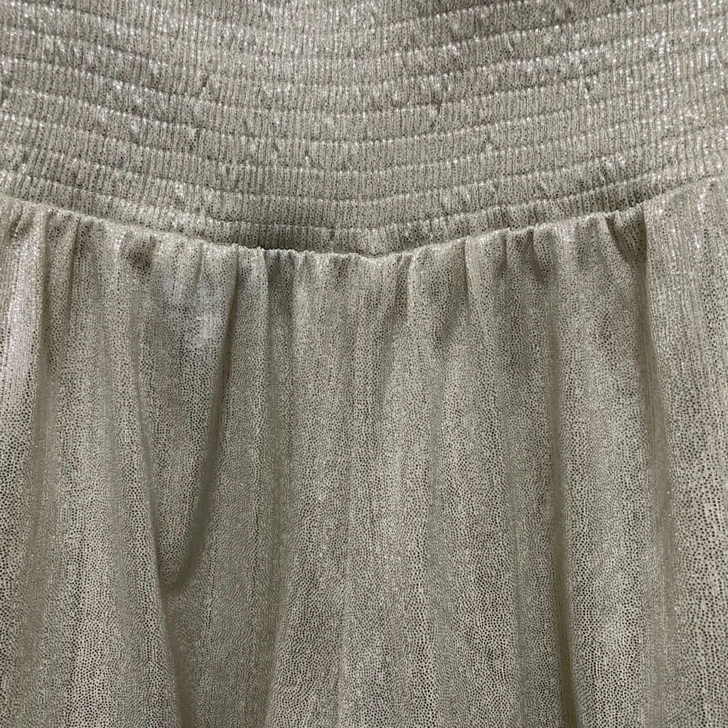 TCEC Holiday Silver Metallic Sparkly Flowy High Waisted Shorts Womens LG - Image 4