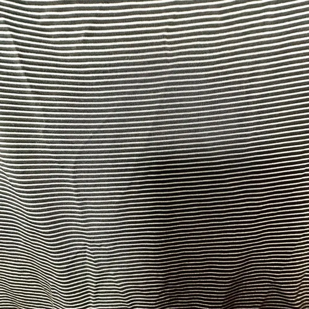 Join grey and white striped short sleeved gathered top Size M - Image 10