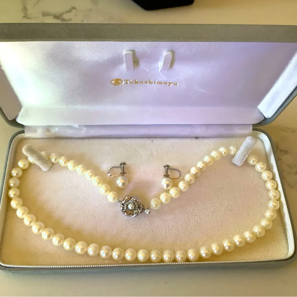 Beautiful pearl necklace set🌟🌟🌟 Silver - Image 6