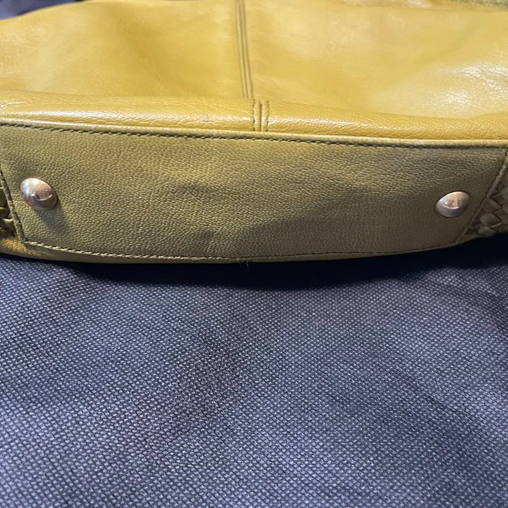 Yves Saint Laurent Rive Gauche Yellow/Green Leather Mombasa Shoulder BagPreowned - Image 3