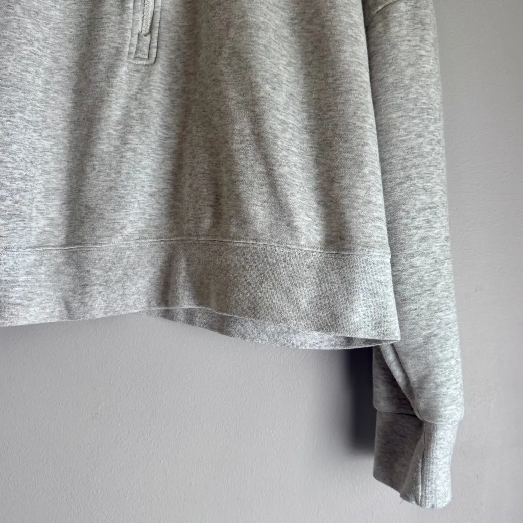 Fabletics Go-To Half Zip Crewneck Heather Gray Sweatshirt Size Large - Image 4