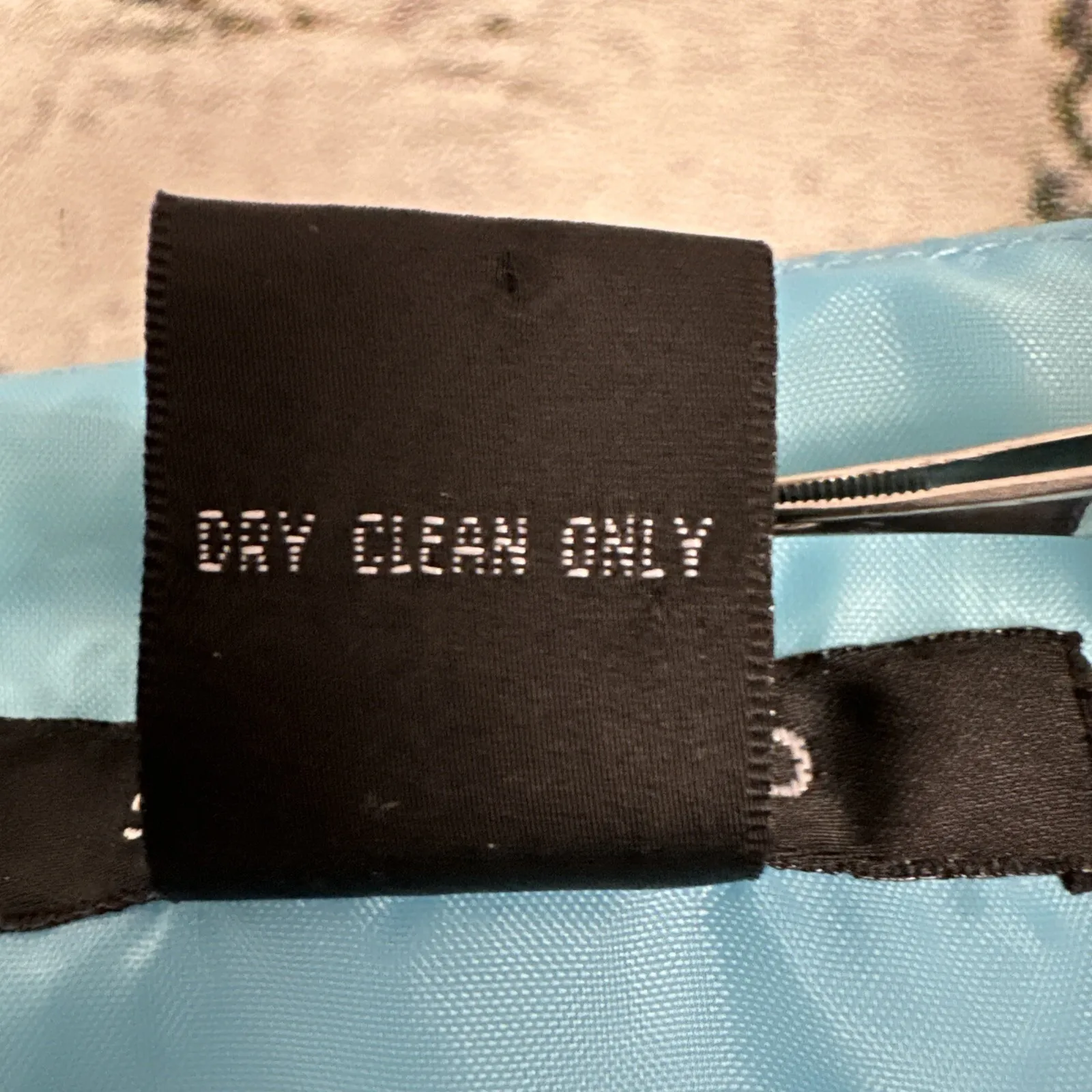 Silkland Silk Blend Top Embroidered Sleeveless Blue Casual Tank Blouse [Size 10] - Image 3