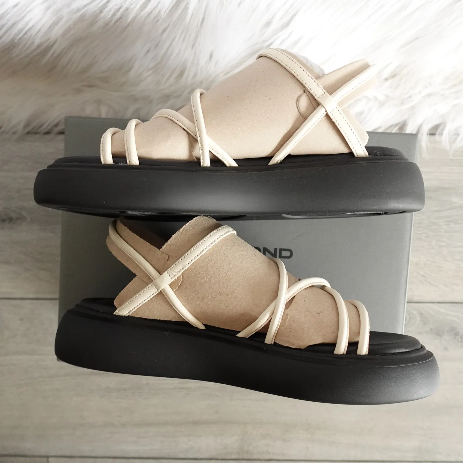 Vagabond Shoemakers Blenda Strappy Sandals in Ivory Cream Size 40 - Image 9