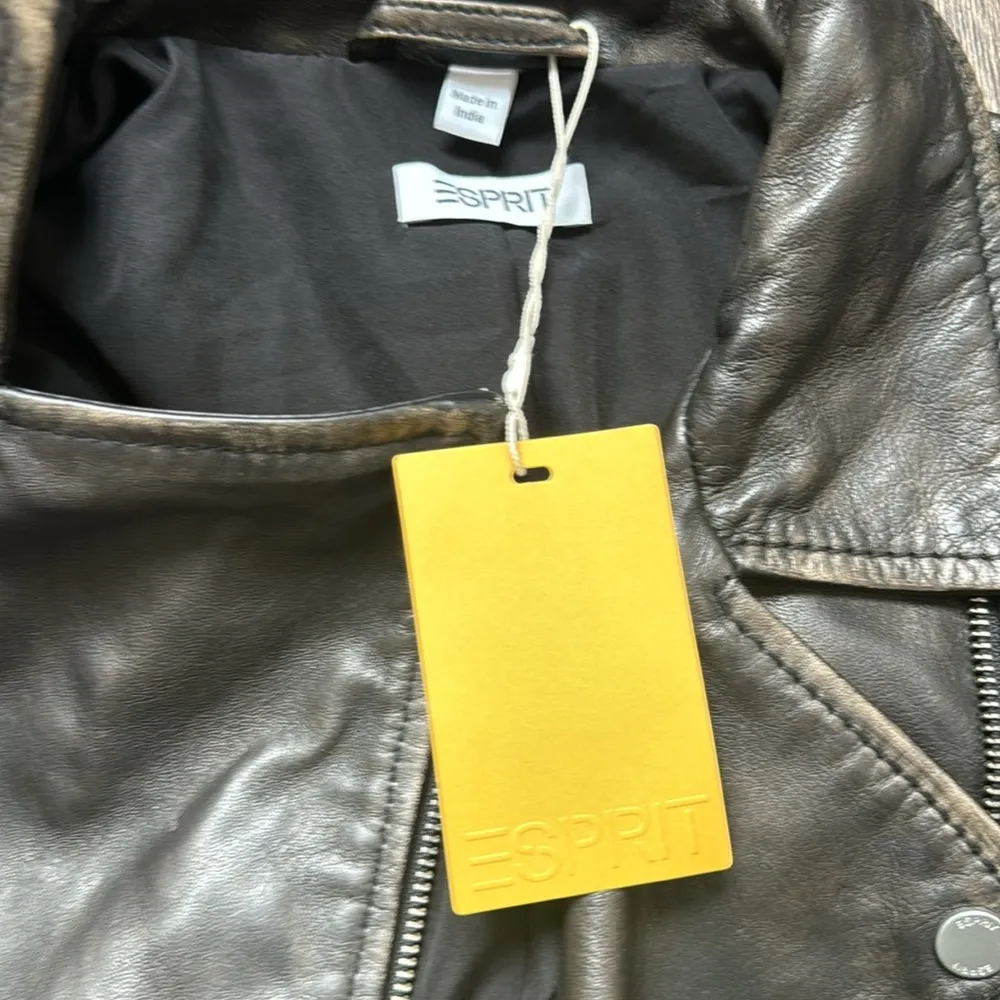 Esprit Espirt Leather Jacket - Image 4