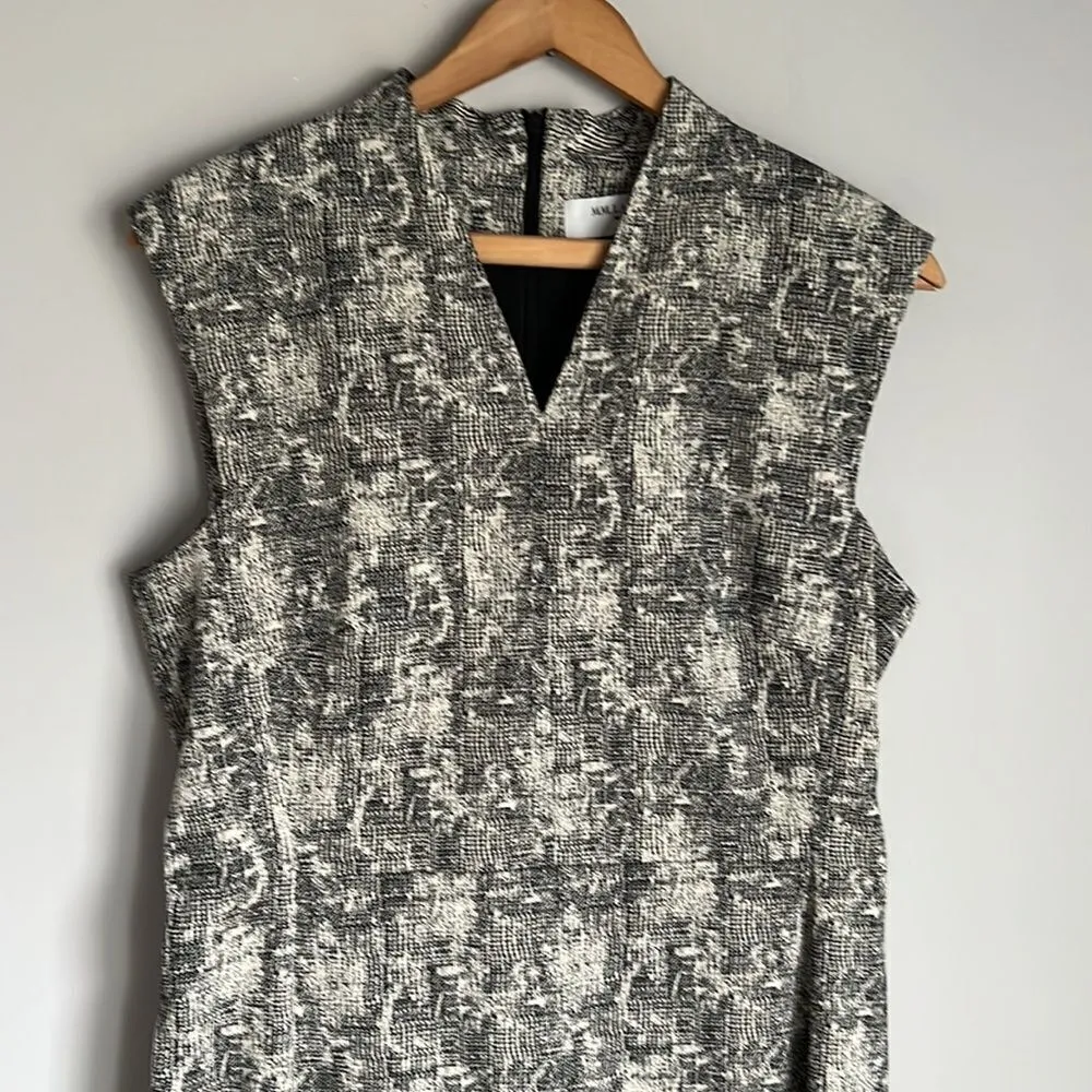 MM Lafleur Black & Cream The Aditi Shift Dress in Crackle - Image 6