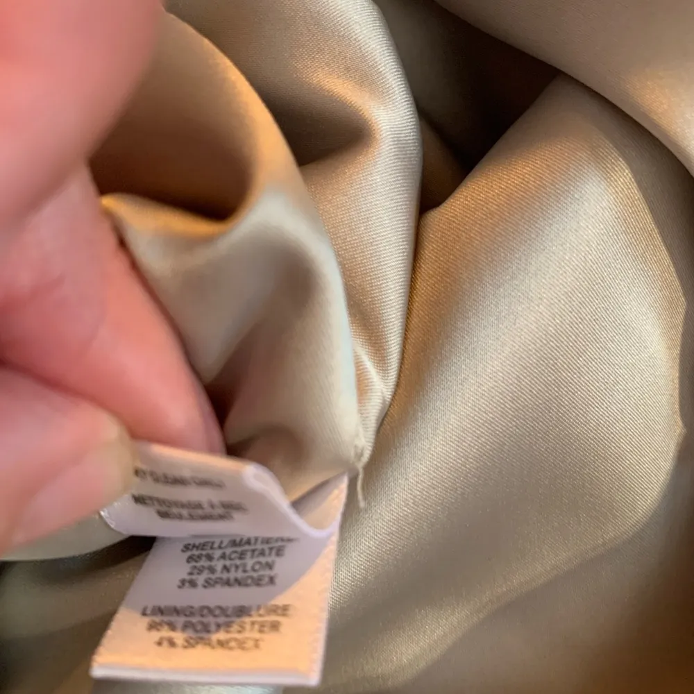 Women’s Vera Wang Lavender Label Beige Gold Sleeveless Bodycon Dress Size 8 - Image 8