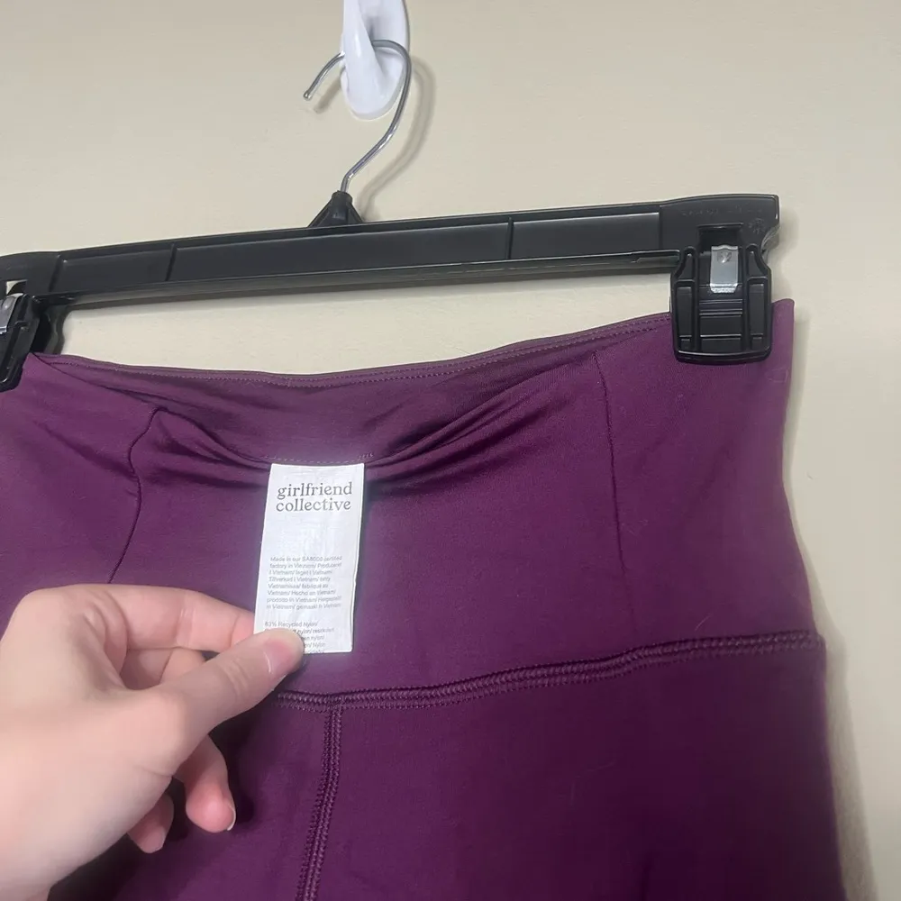 Girlfriend collective purple legging - Image 4