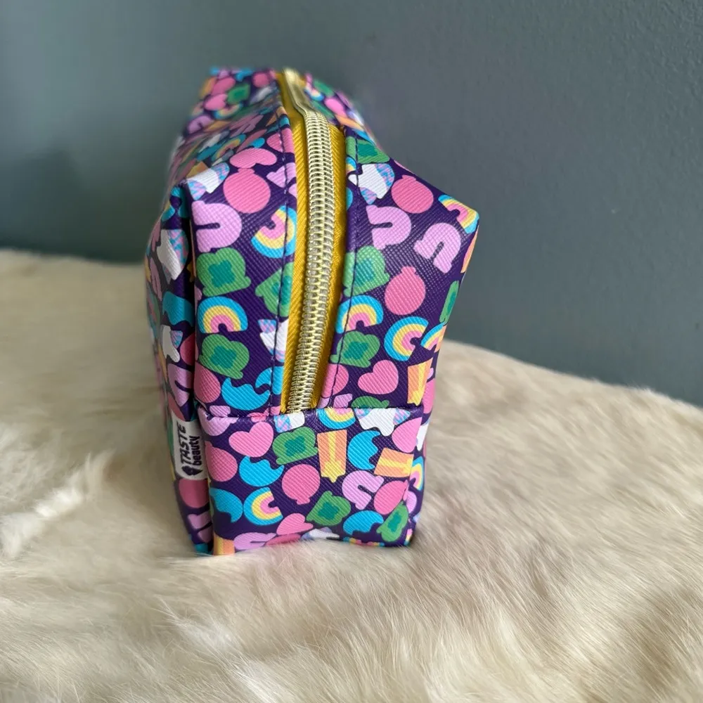 Centric Beauty Lucky Charms Cosmetic Bag Pink - Image 2