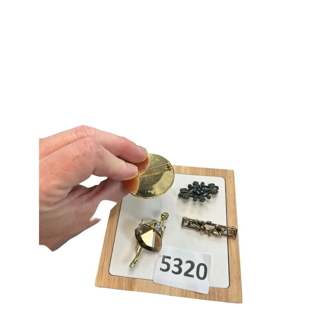 Jewelry brooch lot of 4 - Image 7