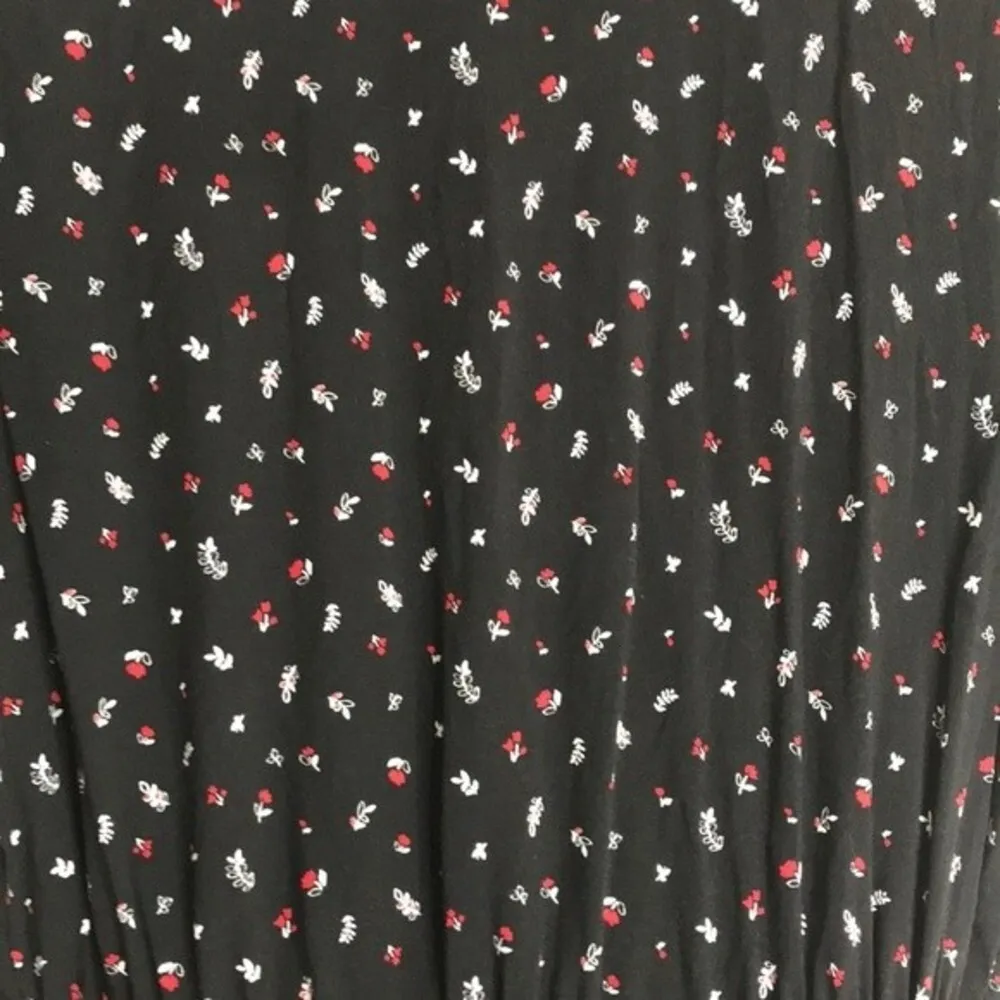 J. Jill Twist Tie Wide Leg Black Floral Print Button Up Jumpsuit size xs - Image 4