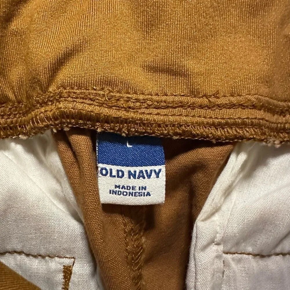 NWT old navy tan ankle plants large - Image 6