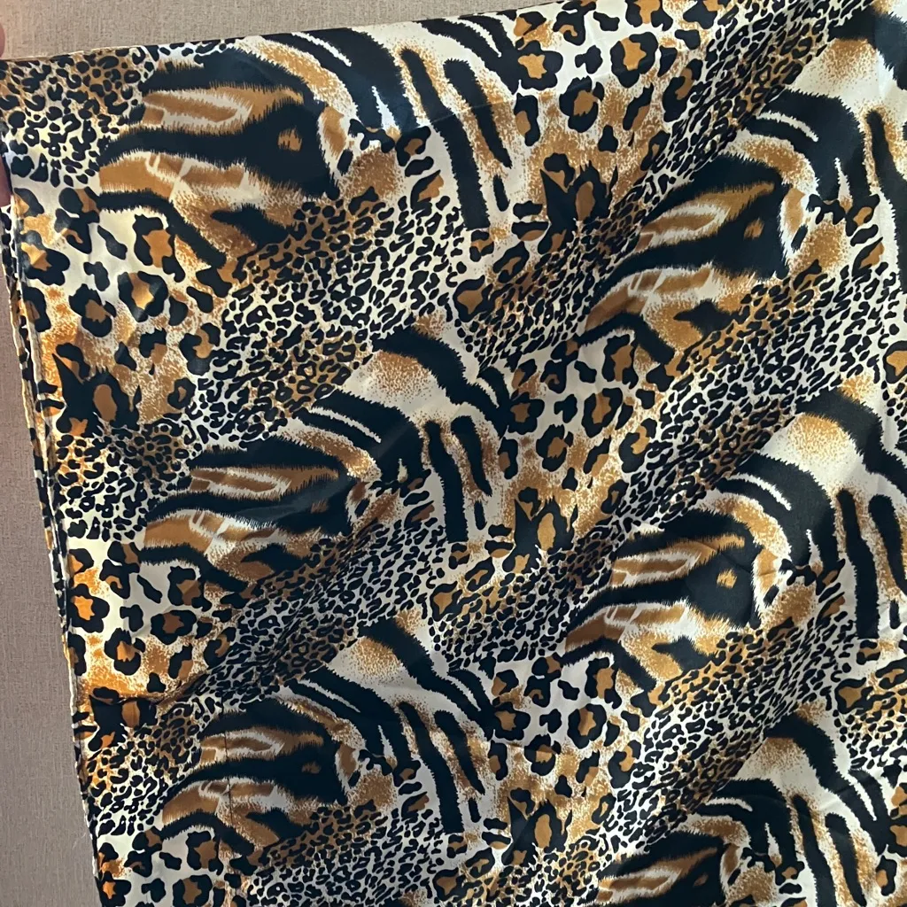 Santé Classics Leopard Print caftan with embellished neckline Black Size undefined - Image 4