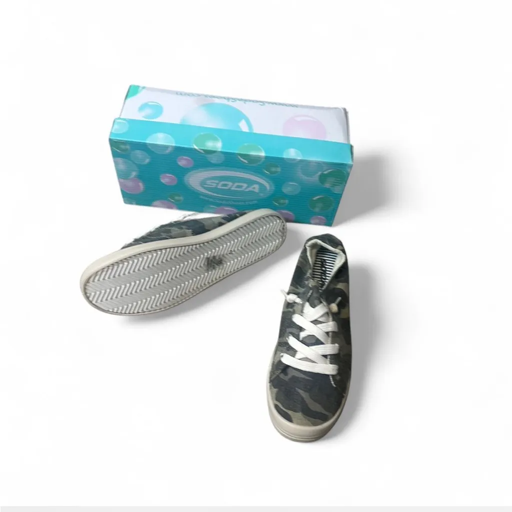 ‎Camo Lace Up Slip On Sneakers - Image 5