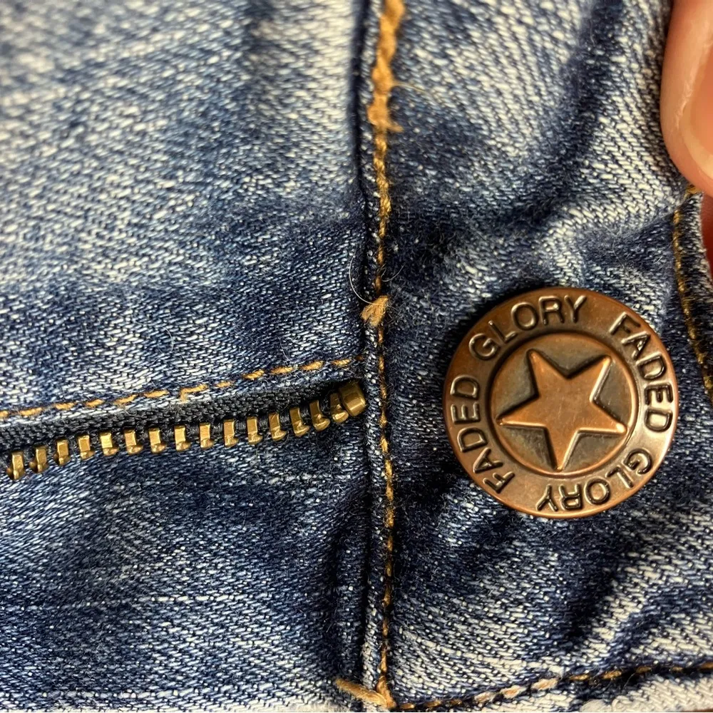 Faded Glory Blue Straight Leg Jeans Classic Style - Image 6