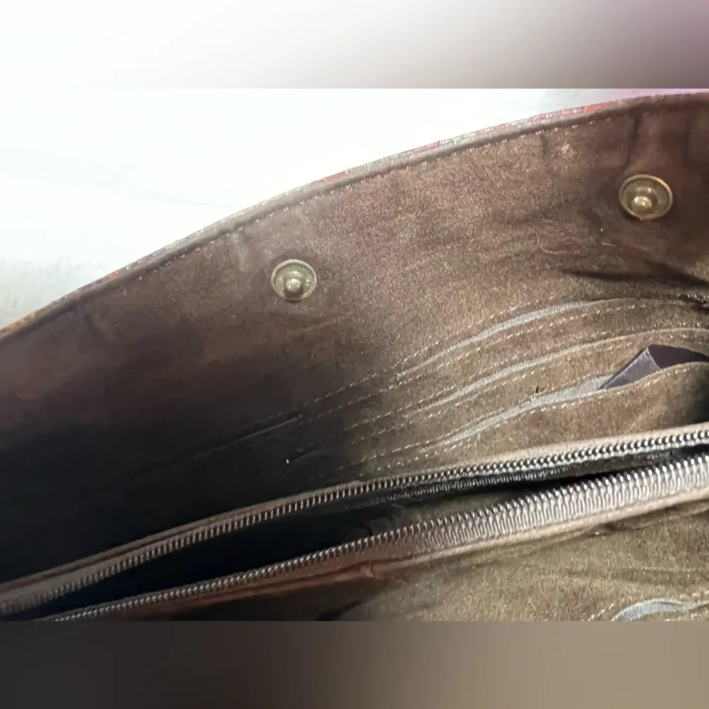 Source Unknown Brooches Wallet, Grey floral, Petite florals, Multi card spaces, 1 ‎ internal - Image 13