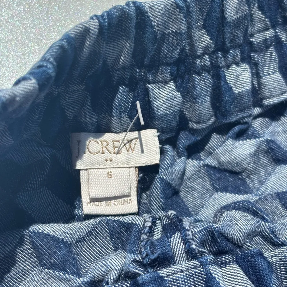J Crew Geometric Blue Women's Shorts. 6 - Image 3