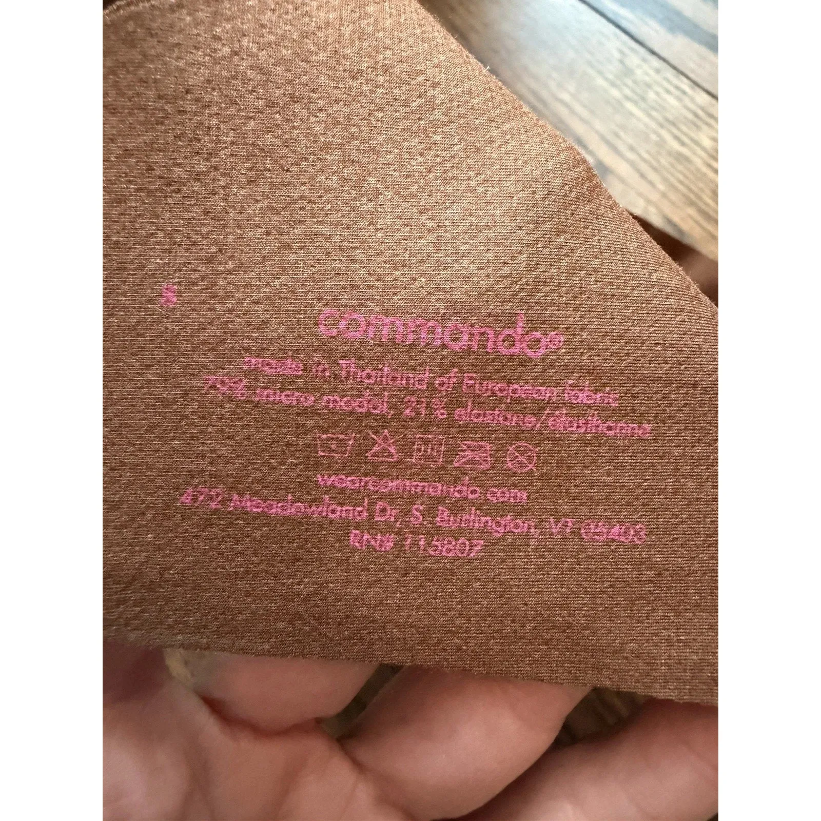 Commando Butter Soft Support Strapless Bralette Cinnamon Sz S NWT - Image 6